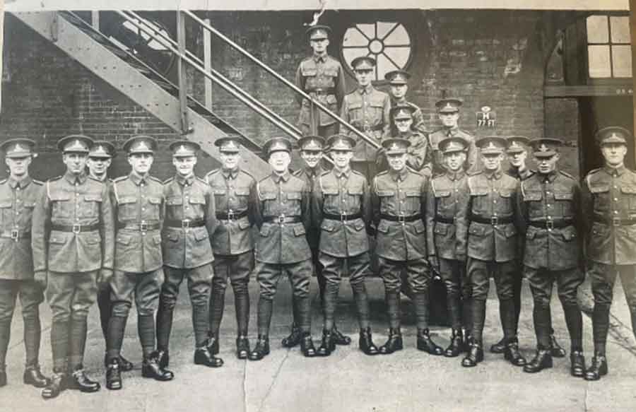 8th and 12th South Coast Battery. One of those pictured is Cyril Mace survivor of the sinking of the Lisbon Maru. Can you name any of the other men in this picture?